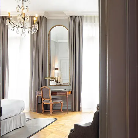 Hotel Lancaster Champs-elysees
