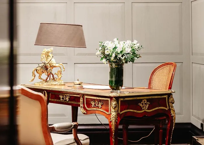 Hotel Lancaster Champs-elysees