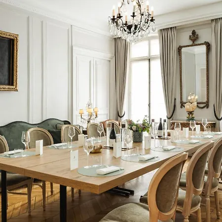 Отель Lancaster Champs-elysees