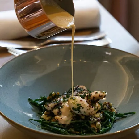 Отель Lancaster Champs-elysees Париж