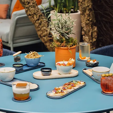 Отель Lancaster Champs-elysees 5*