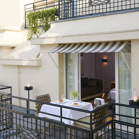 Lancaster Champs-elysees