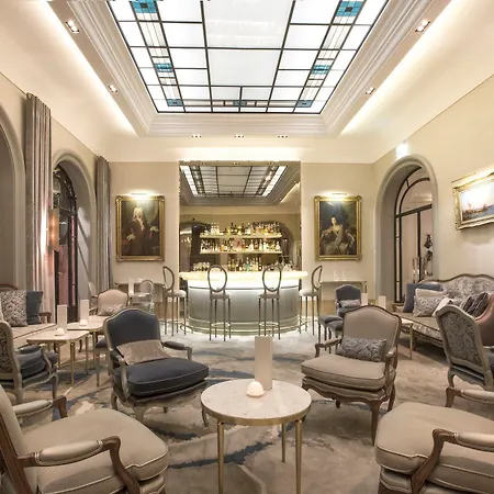 Отель Lancaster Champs-elysees