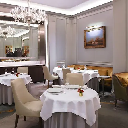 Lancaster Champs-elysees Hotel 5*