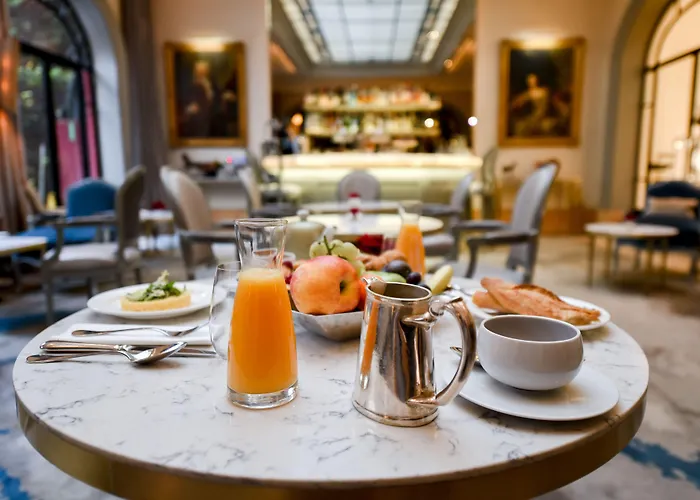 Lancaster Champs-elysees 5*