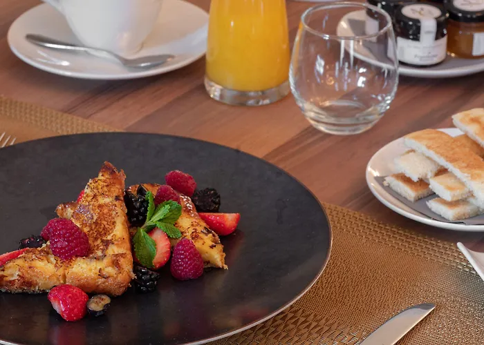 Lancaster Champs-elysees Hotel 5*