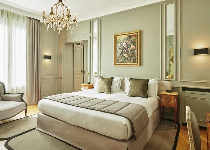 Lancaster Champs-elysees Paris