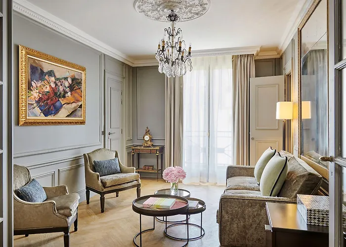 Lancaster Champs-elysees Paris